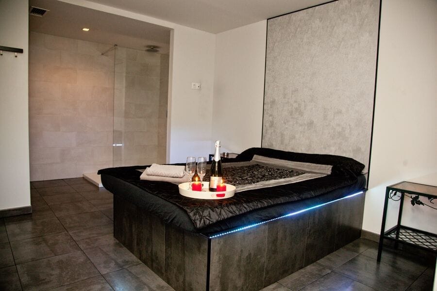 room sex club in malaga