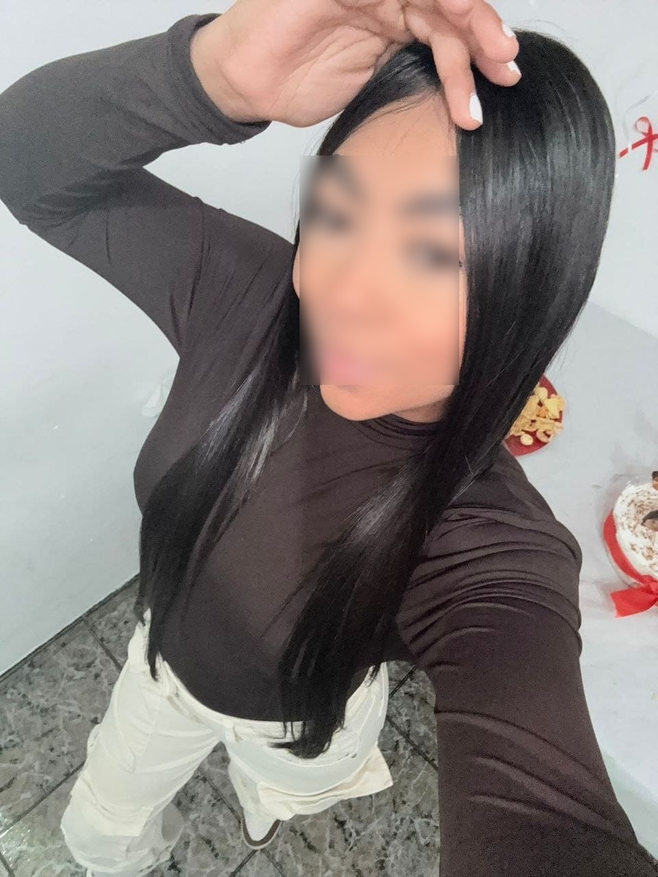 Macarena, puta de 31 años se toma una selfie para Mujeresconclase-154